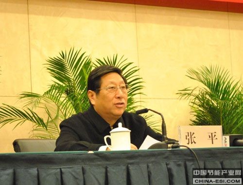 1月6日-7日，国家能源局在京召开全国能源工作会议。图为国家发展改革委主任张平作重要讲话。中国政府网 张爽 摄